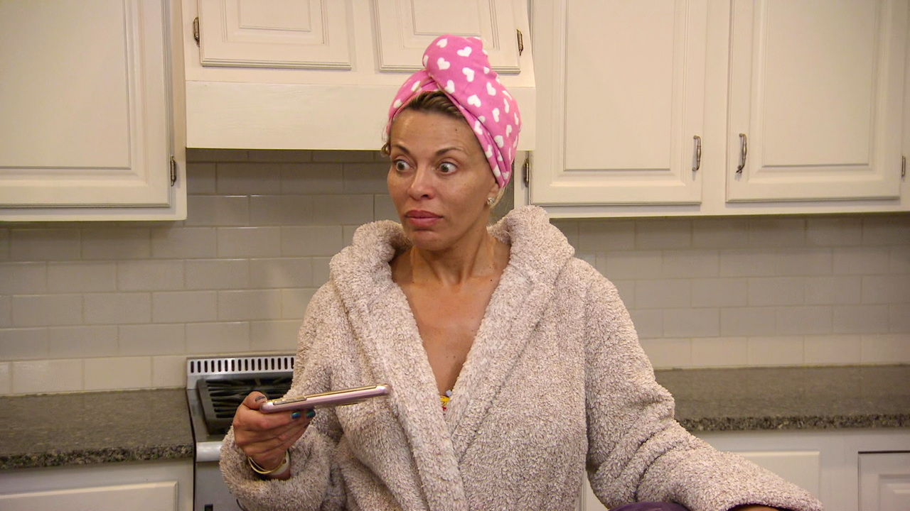 RHONJ The Real Housewives of New Jersey S9E9 saison 9 épisode 9 Communions et confessions